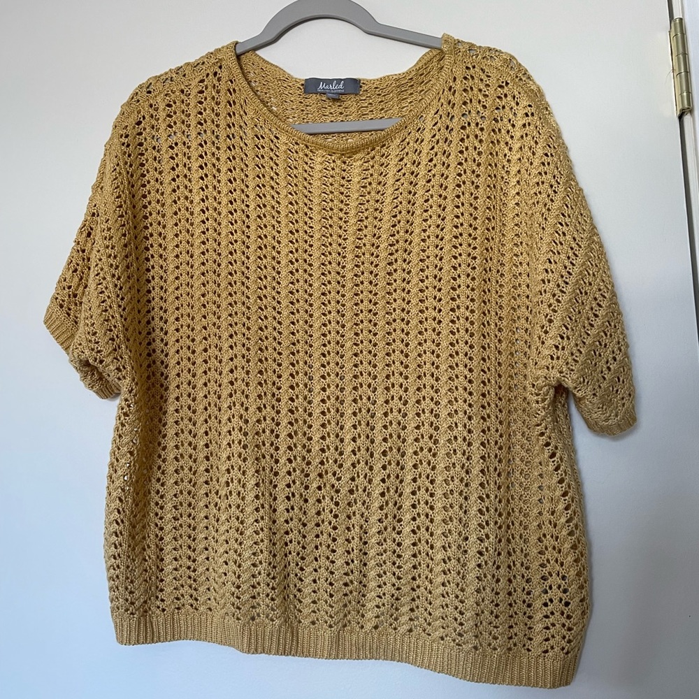 Mustard beach knit cover up tshirt length medium
